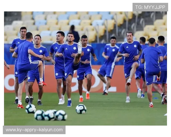 足球比赛中的进攻战术与配合演练